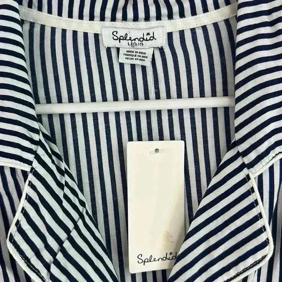 Splendid Women’s Blue & White Striped Short Sleeve Pajama Style Top Size L NWT - Picture 2 of 9